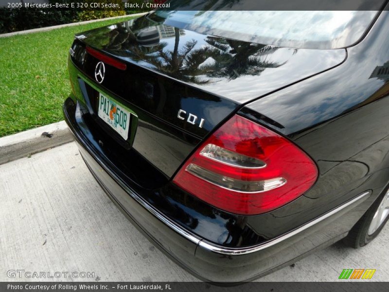 Black / Charcoal 2005 Mercedes-Benz E 320 CDI Sedan