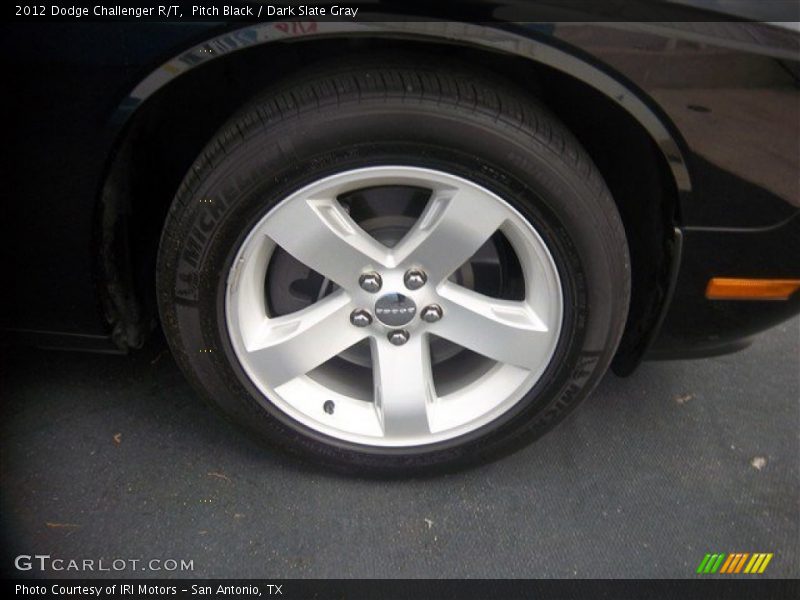Pitch Black / Dark Slate Gray 2012 Dodge Challenger R/T
