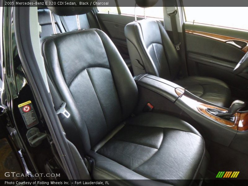Black / Charcoal 2005 Mercedes-Benz E 320 CDI Sedan