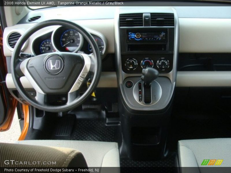 Dashboard of 2008 Element LX AWD