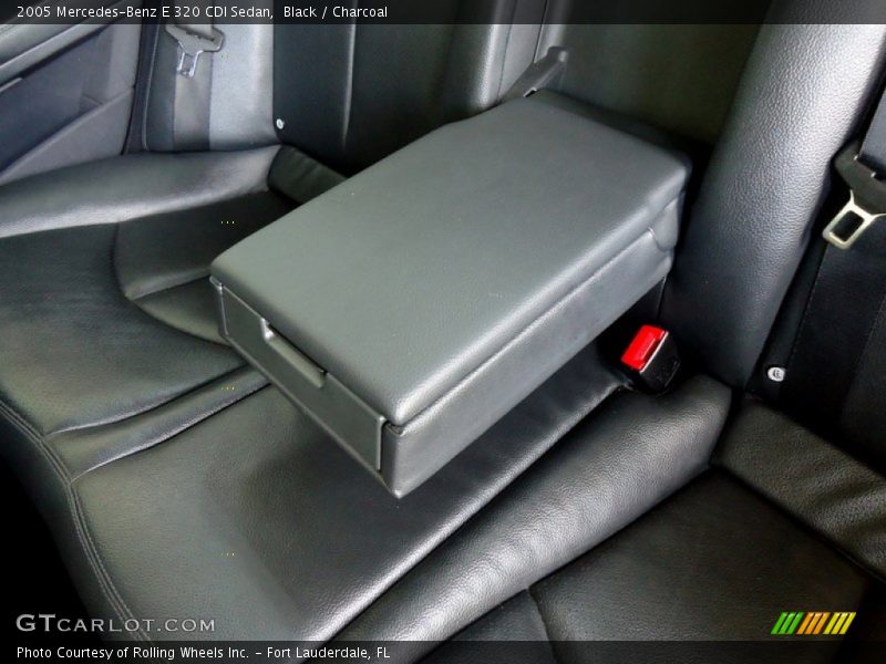 Black / Charcoal 2005 Mercedes-Benz E 320 CDI Sedan