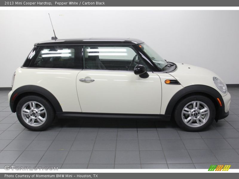 Pepper White / Carbon Black 2013 Mini Cooper Hardtop