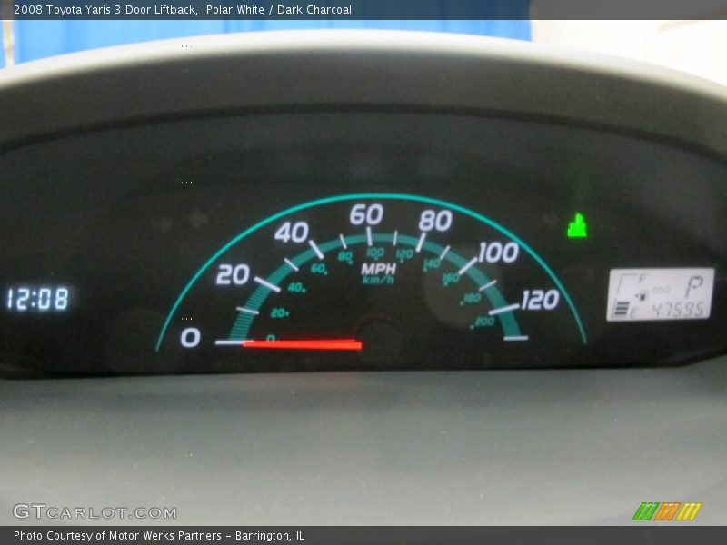 Polar White / Dark Charcoal 2008 Toyota Yaris 3 Door Liftback