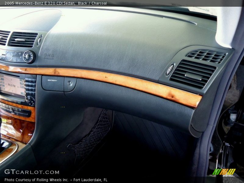 Black / Charcoal 2005 Mercedes-Benz E 320 CDI Sedan