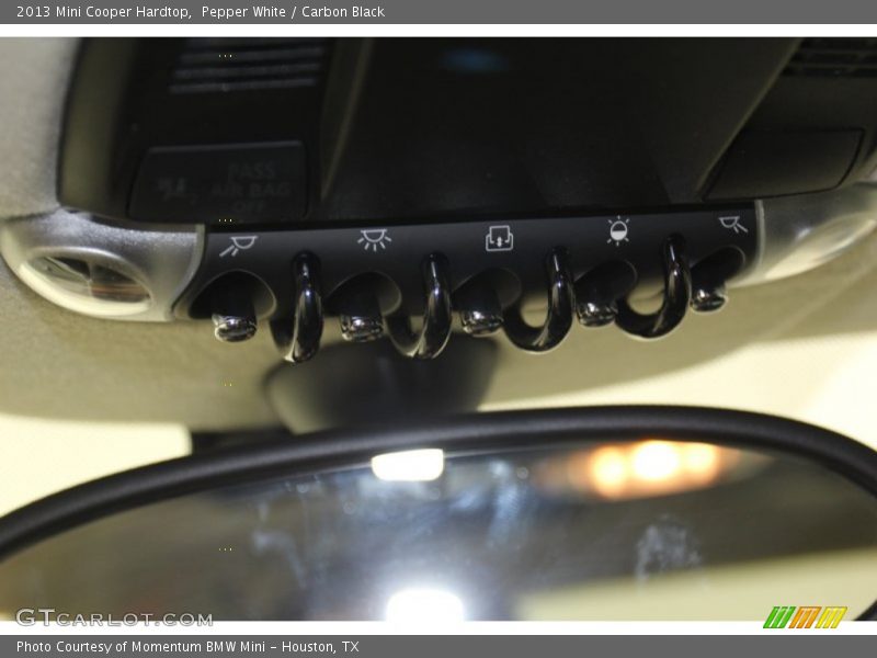 Pepper White / Carbon Black 2013 Mini Cooper Hardtop
