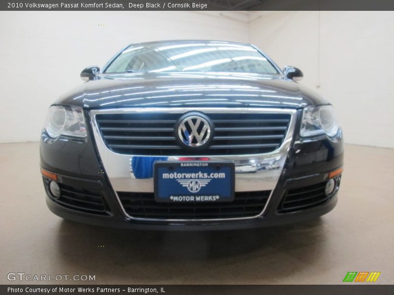 Deep Black / Cornsilk Beige 2010 Volkswagen Passat Komfort Sedan