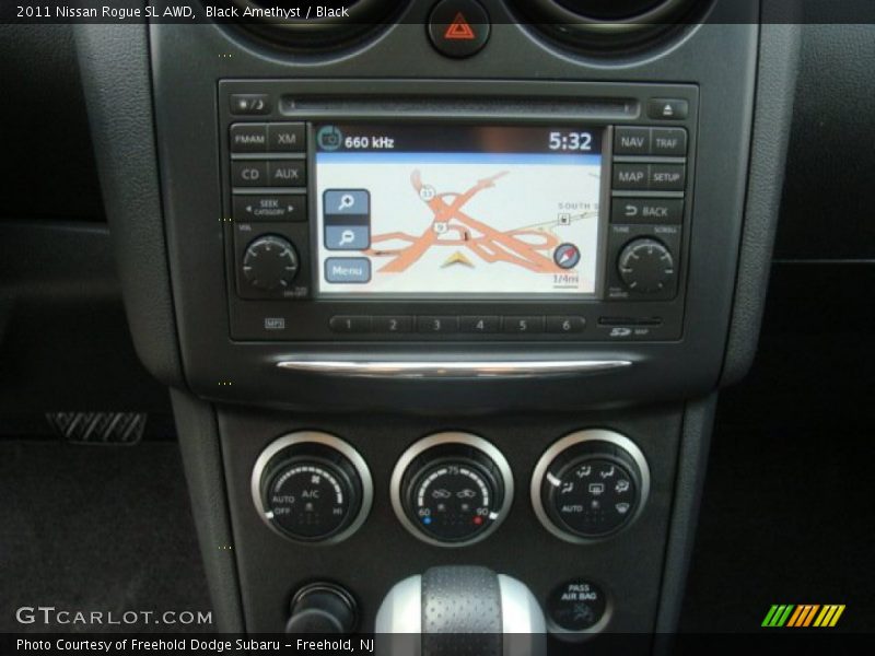 Controls of 2011 Rogue SL AWD