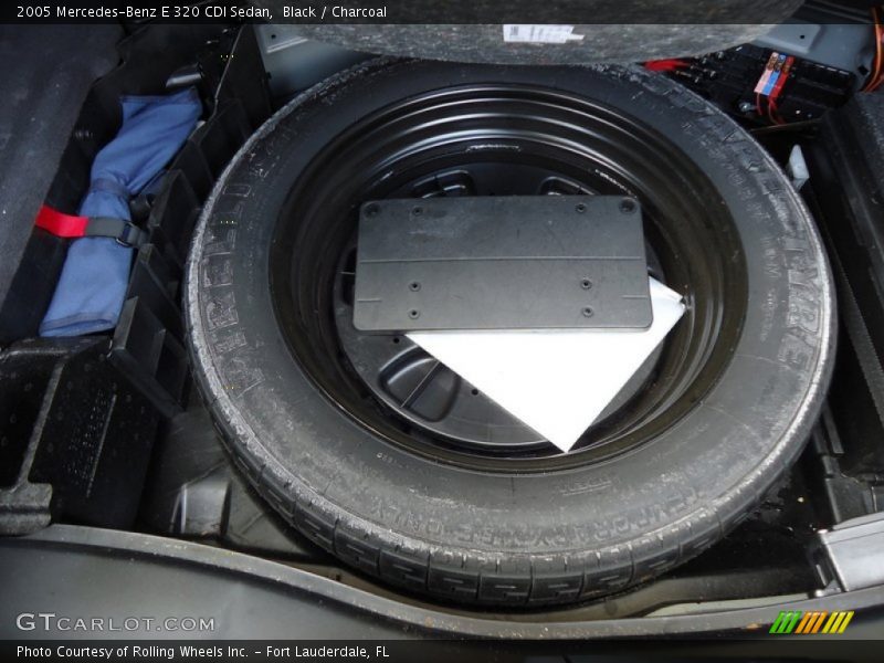 Black / Charcoal 2005 Mercedes-Benz E 320 CDI Sedan