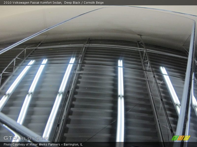 Deep Black / Cornsilk Beige 2010 Volkswagen Passat Komfort Sedan