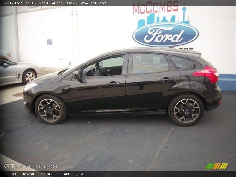 Black / Two-Tone Sport 2012 Ford Focus SE Sport 5-Door