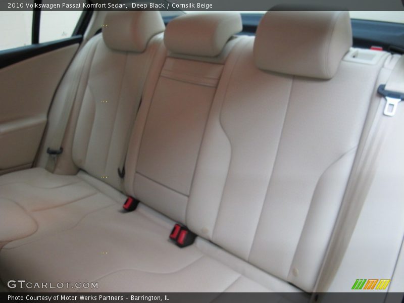 Deep Black / Cornsilk Beige 2010 Volkswagen Passat Komfort Sedan