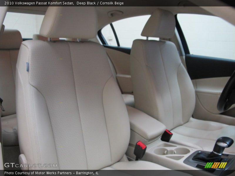 Deep Black / Cornsilk Beige 2010 Volkswagen Passat Komfort Sedan