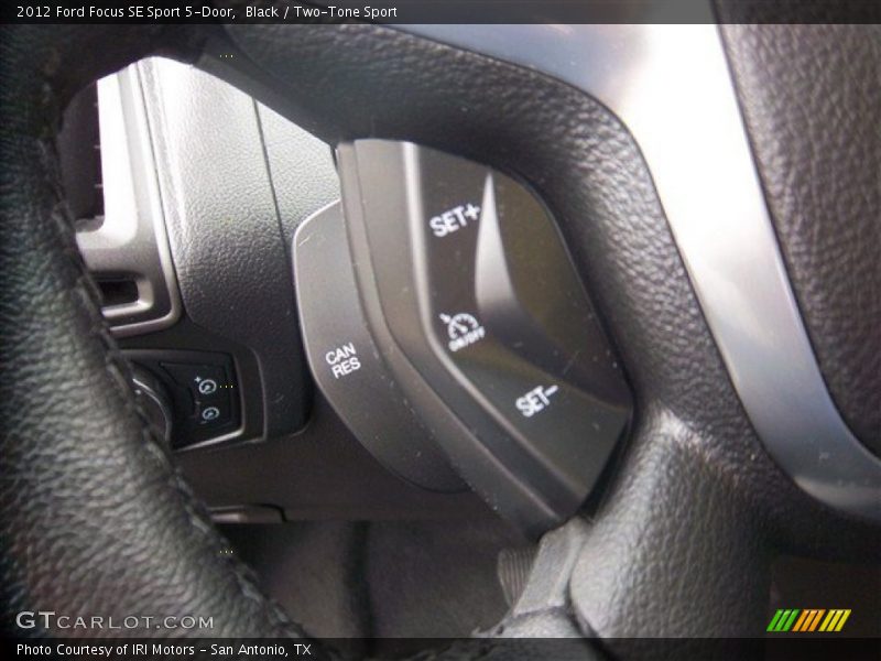 Black / Two-Tone Sport 2012 Ford Focus SE Sport 5-Door