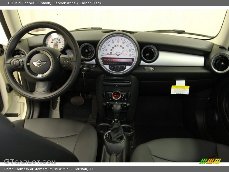 Pepper White / Carbon Black 2013 Mini Cooper Clubman