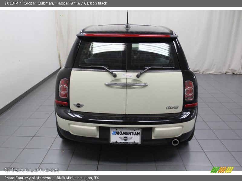 Pepper White / Carbon Black 2013 Mini Cooper Clubman