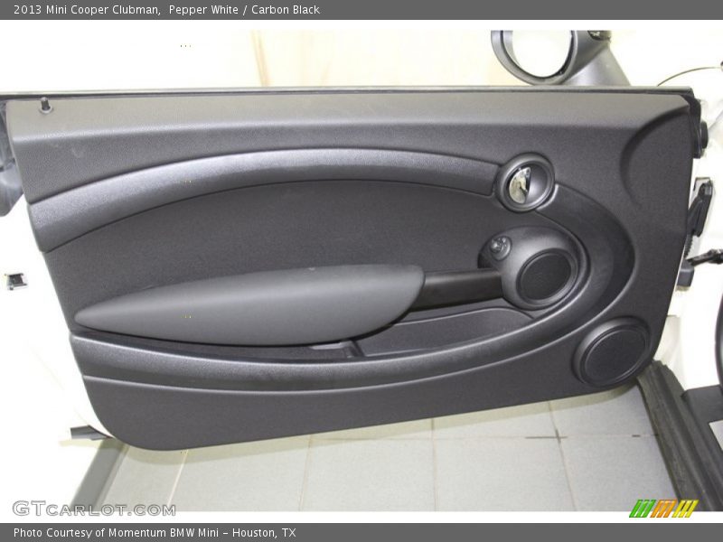 Pepper White / Carbon Black 2013 Mini Cooper Clubman