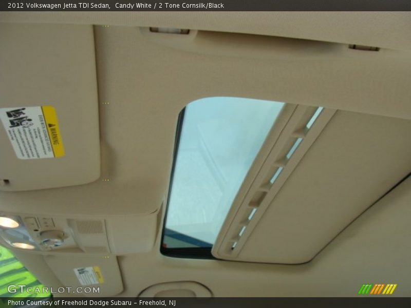 Candy White / 2 Tone Cornsilk/Black 2012 Volkswagen Jetta TDI Sedan