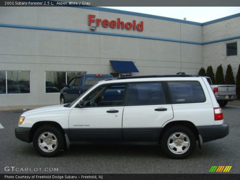 Aspen White / Gray 2001 Subaru Forester 2.5 L