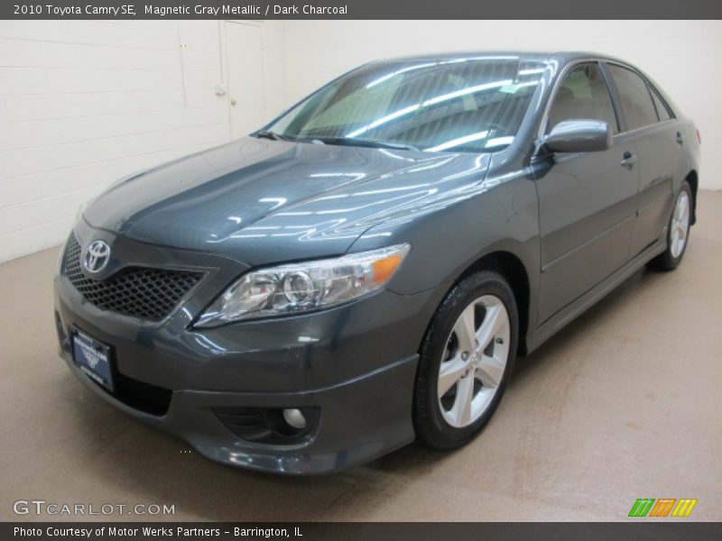 Magnetic Gray Metallic / Dark Charcoal 2010 Toyota Camry SE