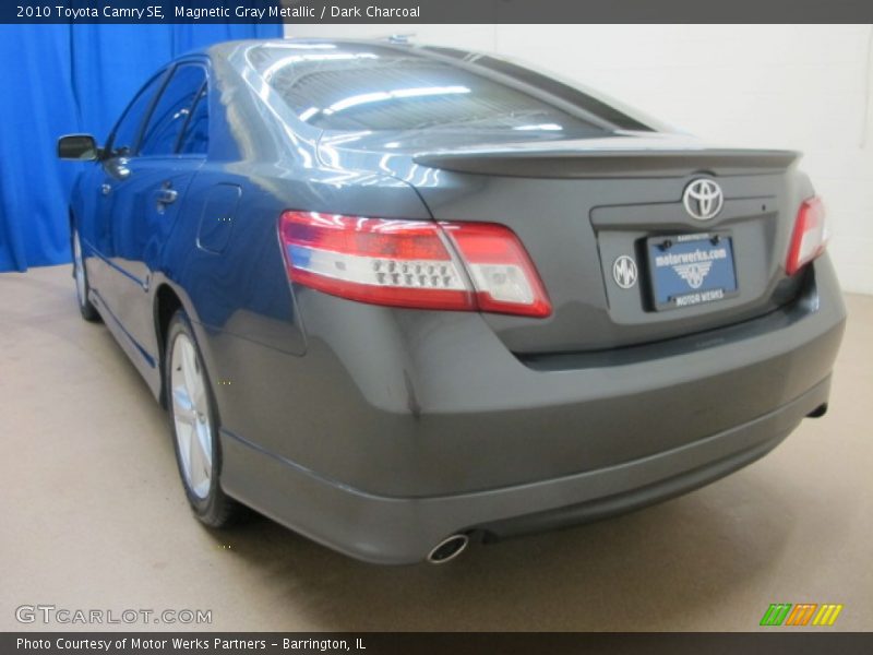 Magnetic Gray Metallic / Dark Charcoal 2010 Toyota Camry SE