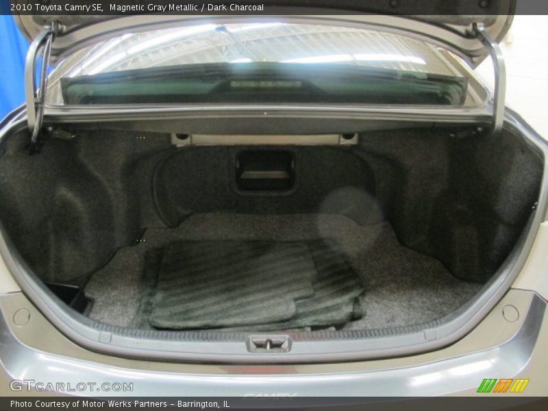 Magnetic Gray Metallic / Dark Charcoal 2010 Toyota Camry SE