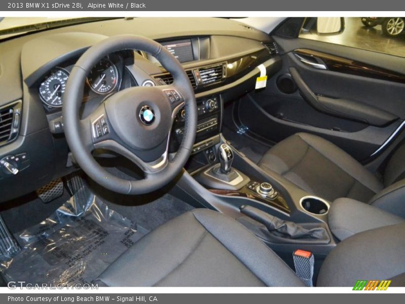 Alpine White / Black 2013 BMW X1 sDrive 28i