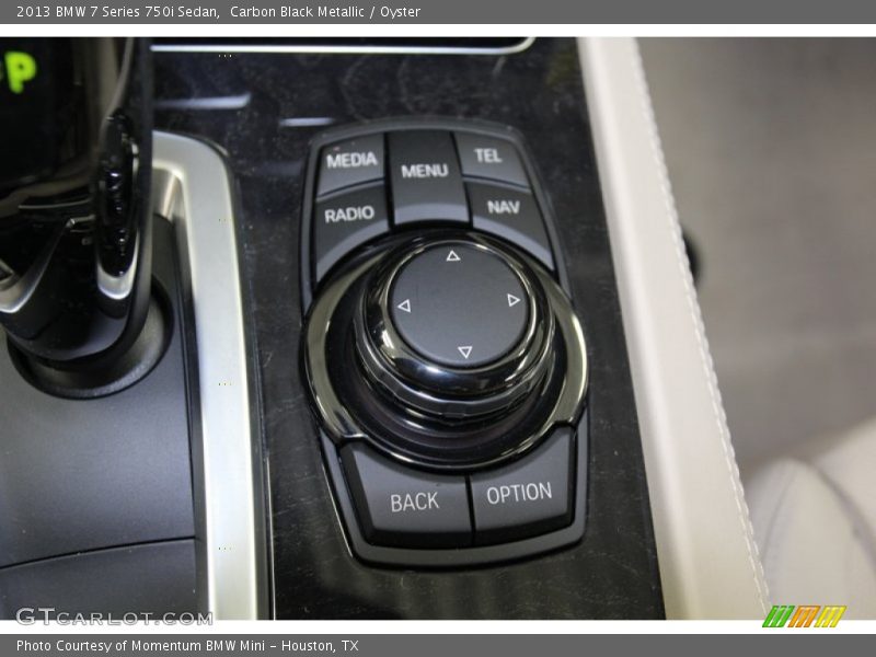 Controls of 2013 7 Series 750i Sedan