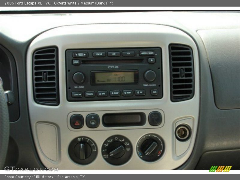 Oxford White / Medium/Dark Flint 2006 Ford Escape XLT V6