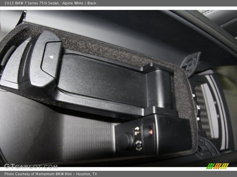 Alpine White / Black 2013 BMW 7 Series 750i Sedan