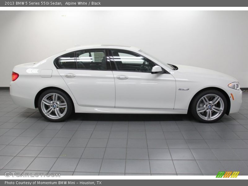Alpine White / Black 2013 BMW 5 Series 550i Sedan