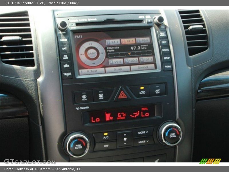 Pacific Blue / Black 2011 Kia Sorento EX V6