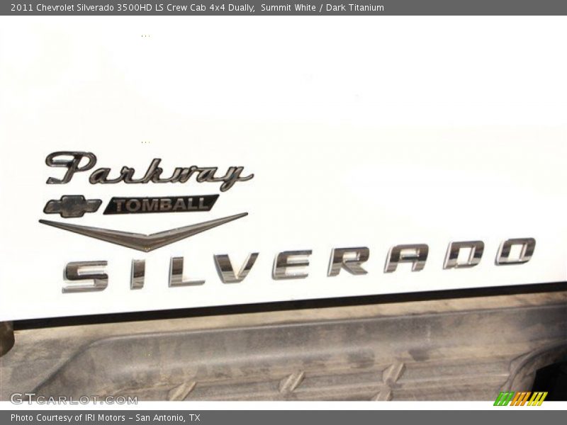 Summit White / Dark Titanium 2011 Chevrolet Silverado 3500HD LS Crew Cab 4x4 Dually