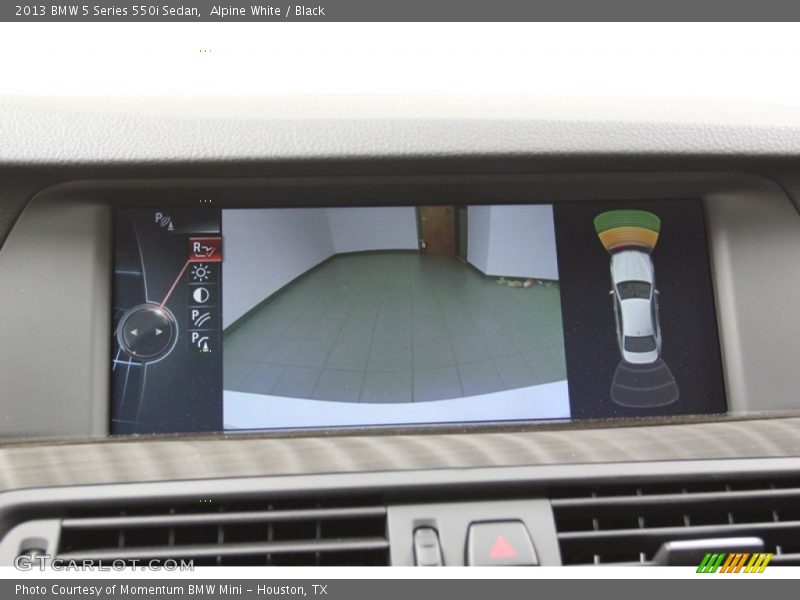 Alpine White / Black 2013 BMW 5 Series 550i Sedan