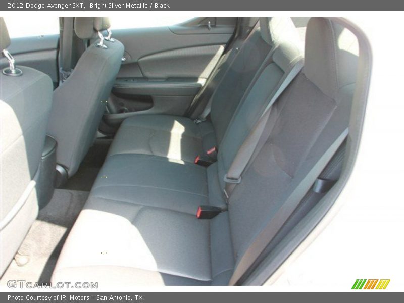 Bright Silver Metallic / Black 2012 Dodge Avenger SXT