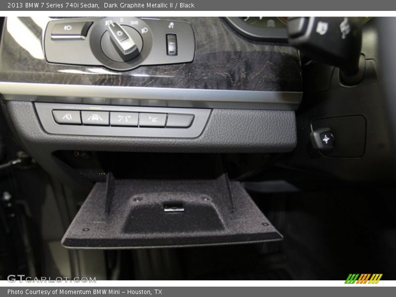 Dark Graphite Metallic II / Black 2013 BMW 7 Series 740i Sedan