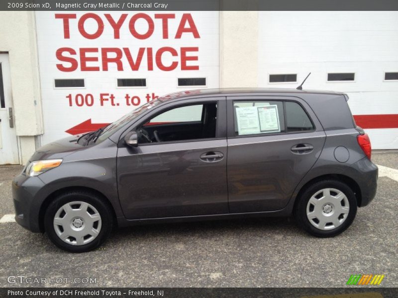 Magnetic Gray Metallic / Charcoal Gray 2009 Scion xD
