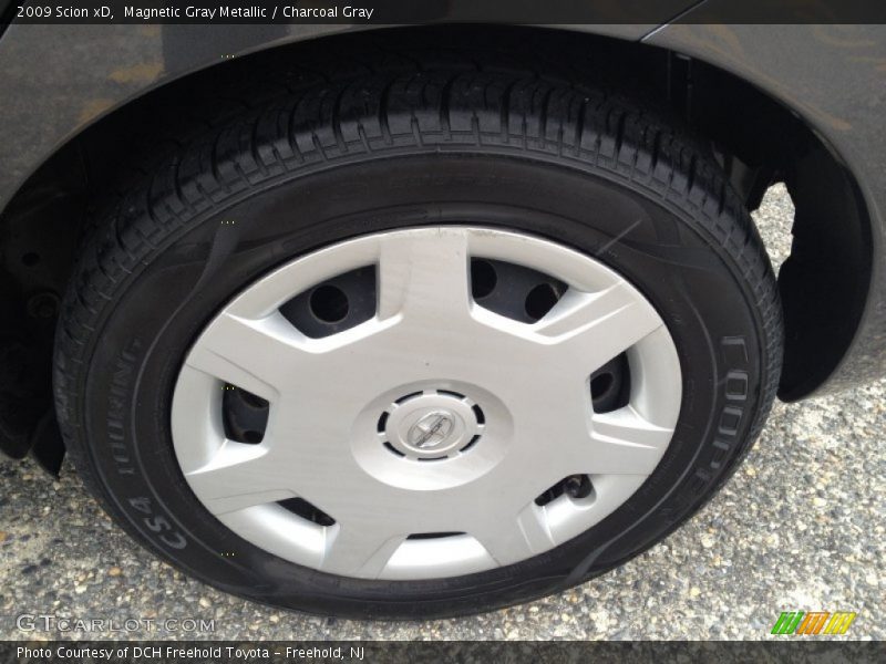 Magnetic Gray Metallic / Charcoal Gray 2009 Scion xD