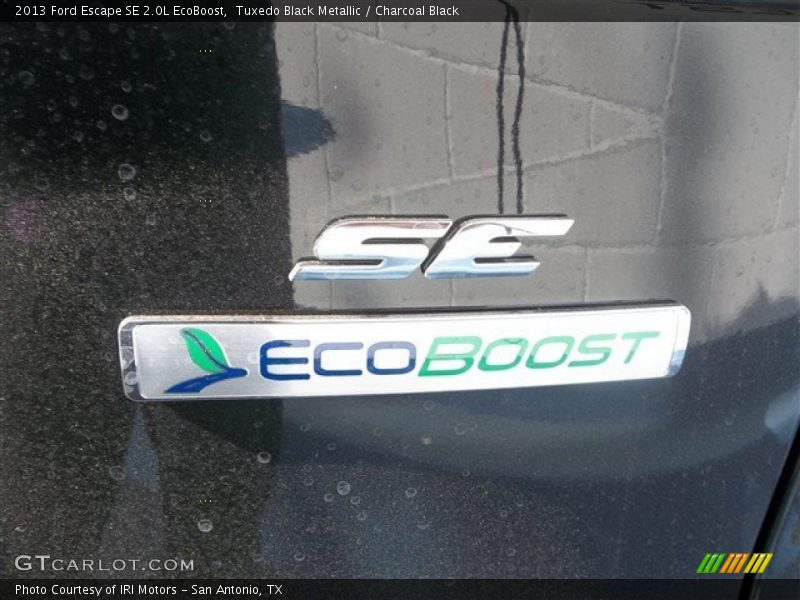 Tuxedo Black Metallic / Charcoal Black 2013 Ford Escape SE 2.0L EcoBoost