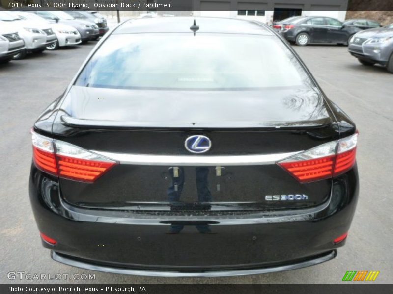 Obsidian Black / Parchment 2013 Lexus ES 300h Hybrid