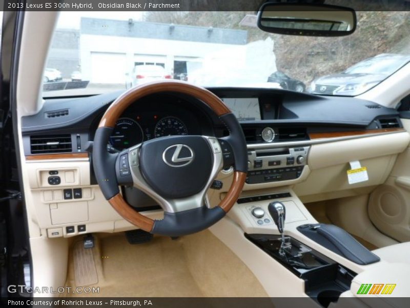 Obsidian Black / Parchment 2013 Lexus ES 300h Hybrid