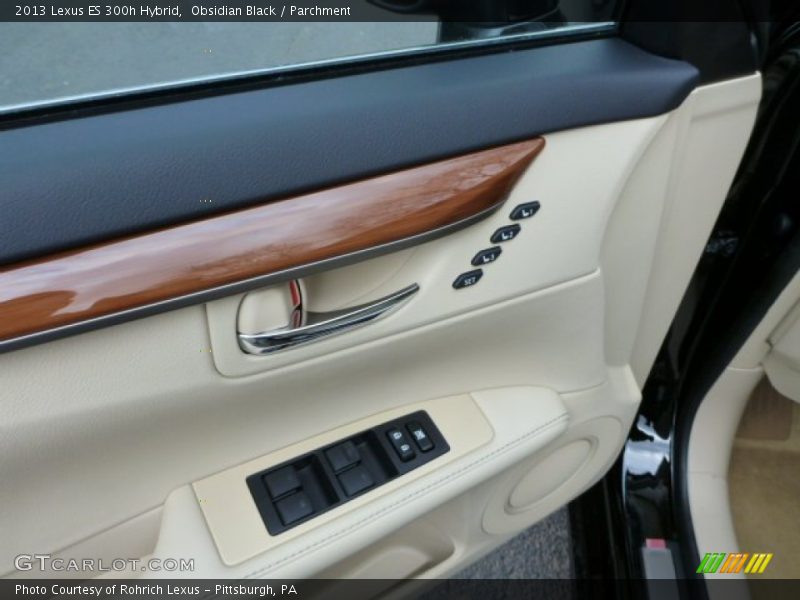 Obsidian Black / Parchment 2013 Lexus ES 300h Hybrid