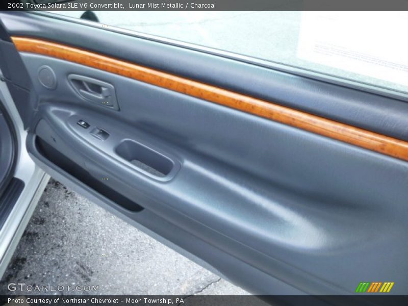 Door Panel of 2002 Solara SLE V6 Convertible