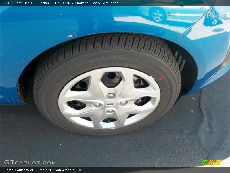 Blue Candy / Charcoal Black/Light Stone 2013 Ford Fiesta SE Sedan