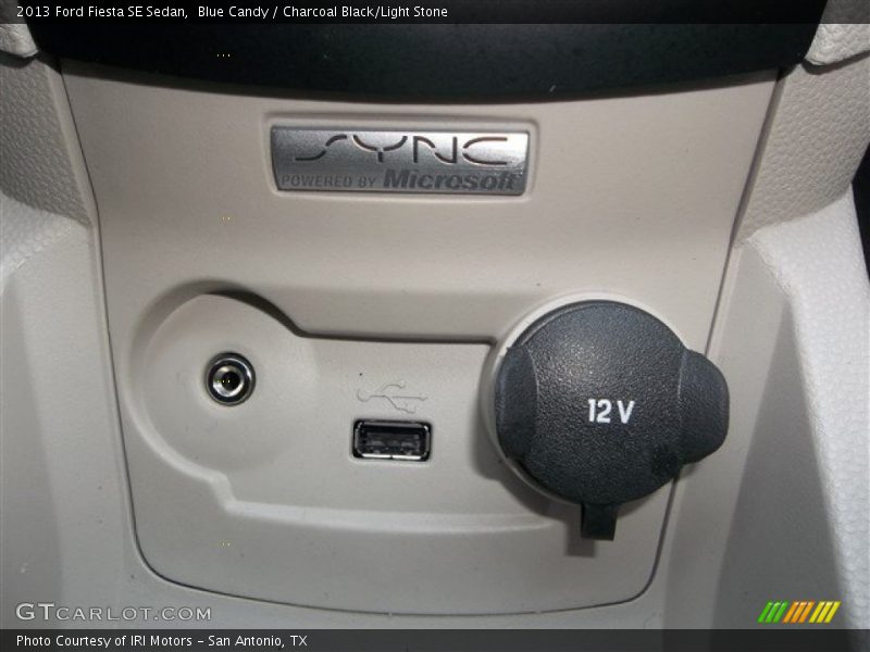 Blue Candy / Charcoal Black/Light Stone 2013 Ford Fiesta SE Sedan
