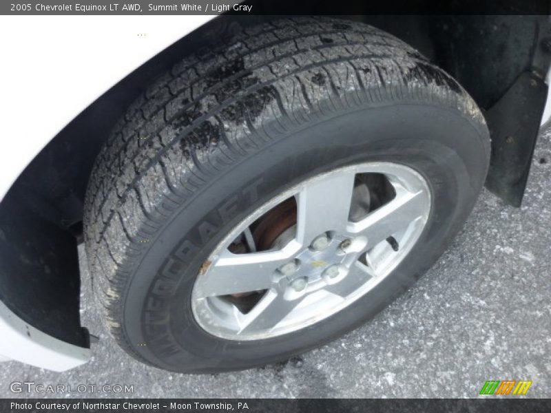 Summit White / Light Gray 2005 Chevrolet Equinox LT AWD