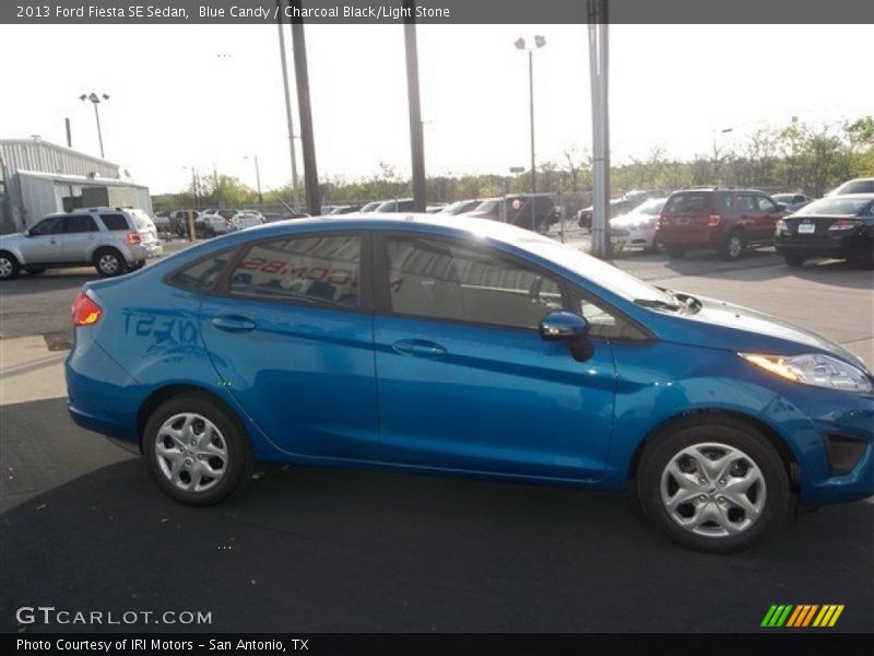 Blue Candy / Charcoal Black/Light Stone 2013 Ford Fiesta SE Sedan