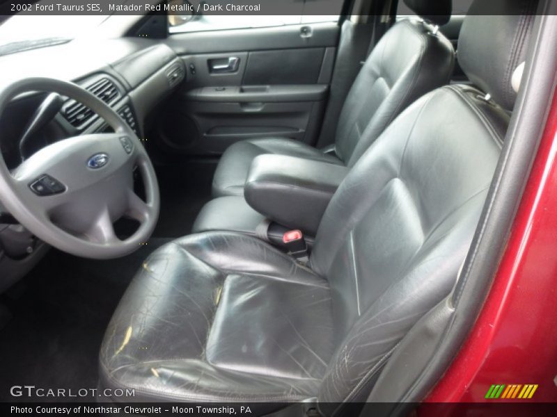 Matador Red Metallic / Dark Charcoal 2002 Ford Taurus SES