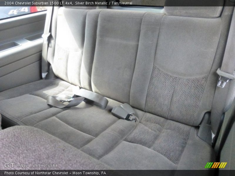 Silver Birch Metallic / Tan/Neutral 2004 Chevrolet Suburban 1500 LT 4x4