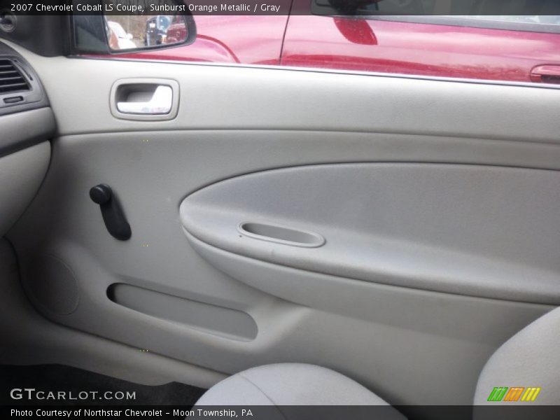 Sunburst Orange Metallic / Gray 2007 Chevrolet Cobalt LS Coupe
