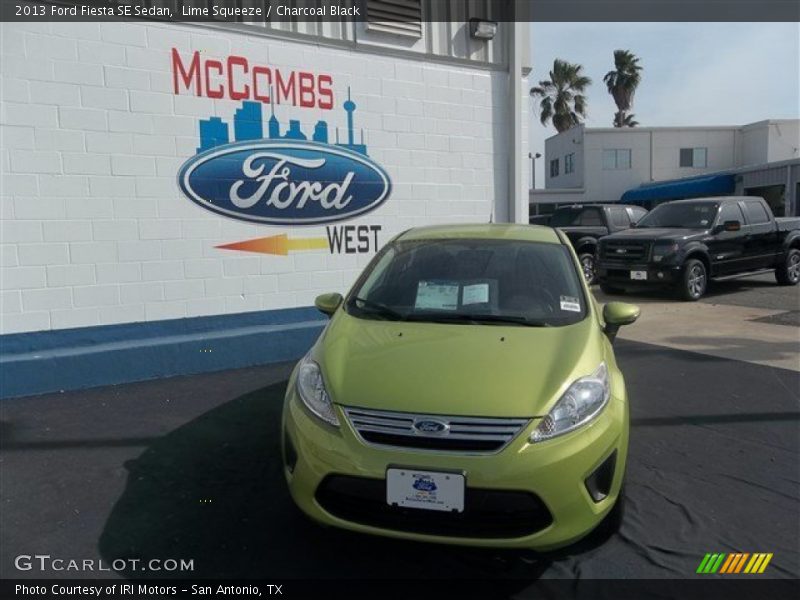 Lime Squeeze / Charcoal Black 2013 Ford Fiesta SE Sedan